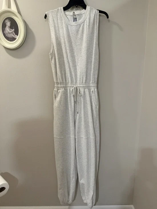 Sleeveless Drawstring Jumpsuit in Light Gray. Purchased off of Amazon. No tag. - Picture 1 of 3